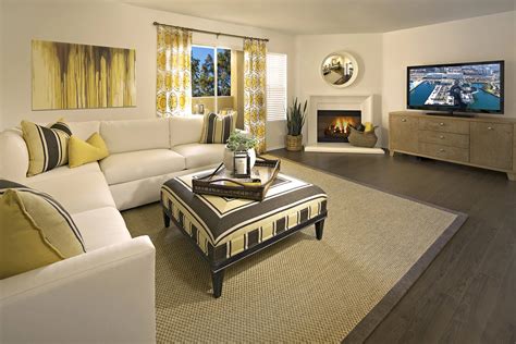 Apartments for Rent in The Village Mission Valley, San Diego.